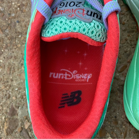 NEW Ariel runDisney New Balance women’s running shoes - Picture 7 of 15